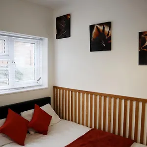  Guest house 259a Queen Ediths Way